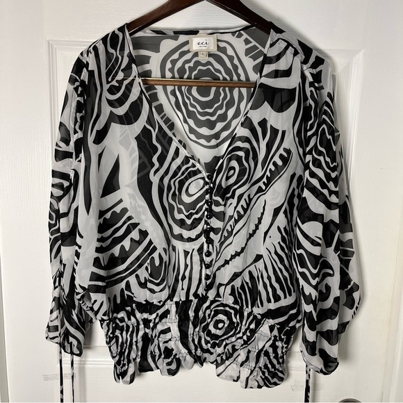 Eci Black and White Women's Top size large - Picture 1 of 8